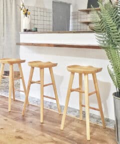 כסא בר מעוצב מתצוגה